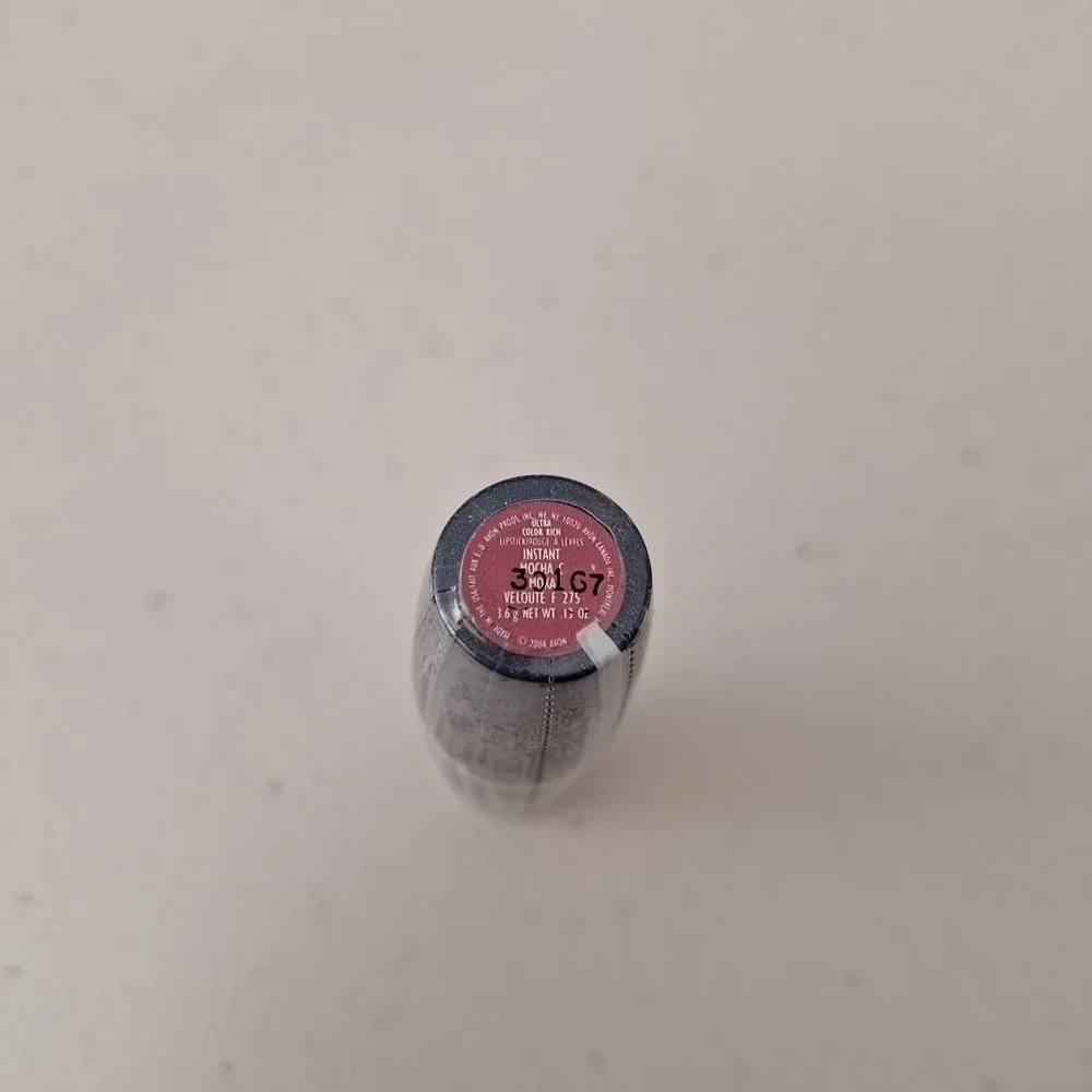 NEW Sealed AVON ULTRA COLOR rich LIPSTICK lip color - INSTANT MOCHA